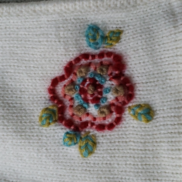 Vintage Baby Guess Girl's Embroidered Cardigan 6/9 Months - Picture 4 of 7